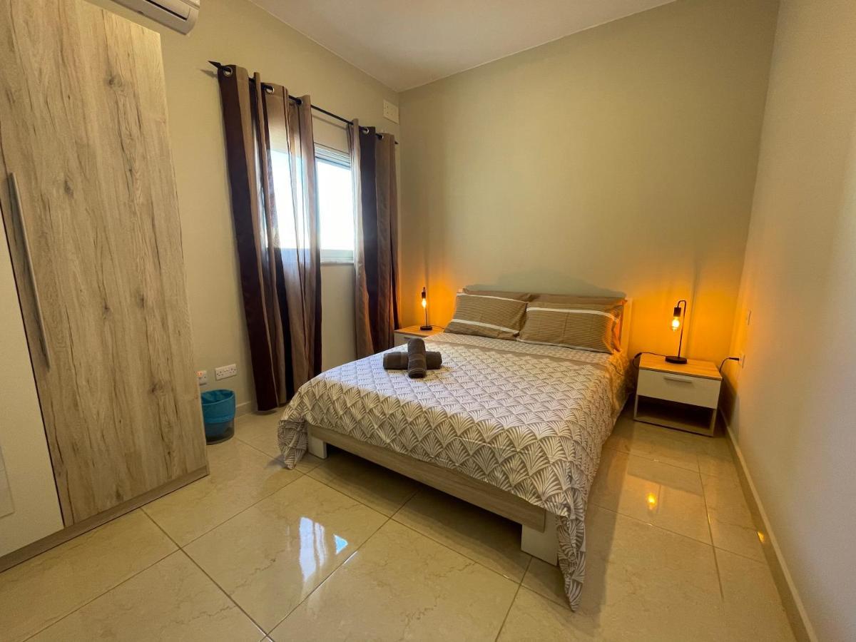 Verdi Apartment - Spacious Modern Apartment, Close To Valletta Santa Vennera Exterior photo